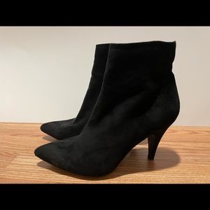 Carlos Santana Mandarin Black Heel Boots